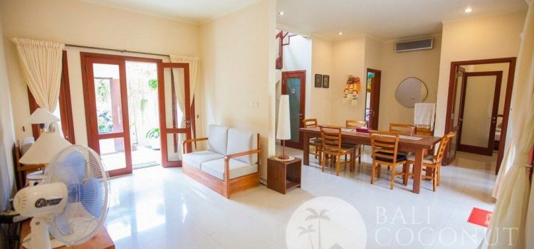 Minimalistic Bali Villa for Sale: Villa Mirabella