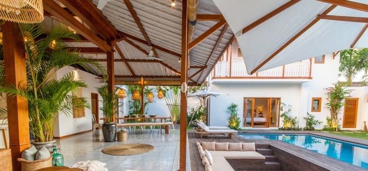 Villa Rentals in Bali: Investor's Guide to Mid/Long-Term vs Short-Term Stays