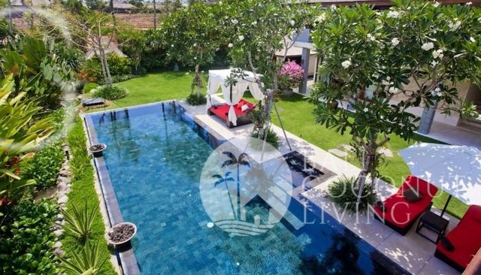 Villa Padang Slider
