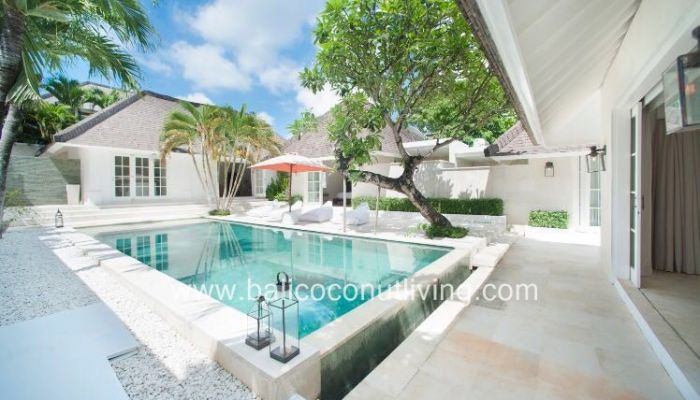 Villa Alela Slider