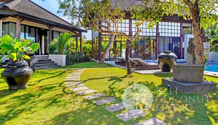 Blue Bay Villa Slider