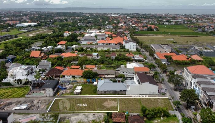 For rent, 700 sqm Land Slider