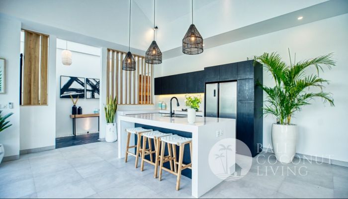Villa Apricus Slider