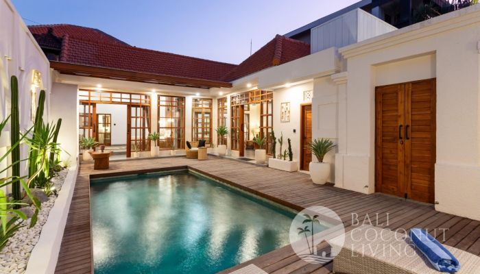 Villa Adena 4 Slider
