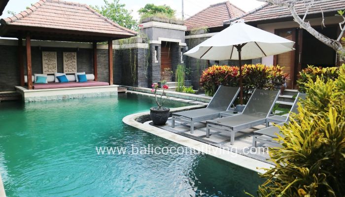 Villa Sun Bright Slider