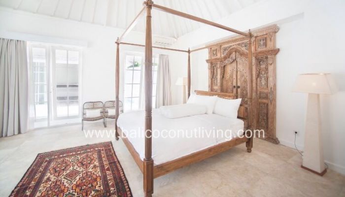 Villa Alela Slider