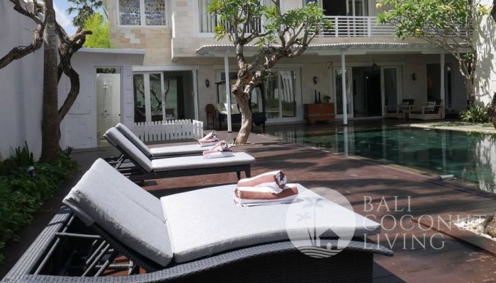 The Morning Rise Villa Slider
