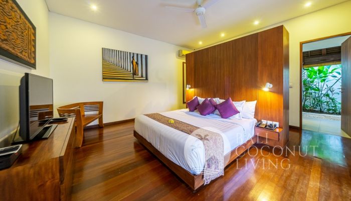 Villa Berawa Nakula Slider