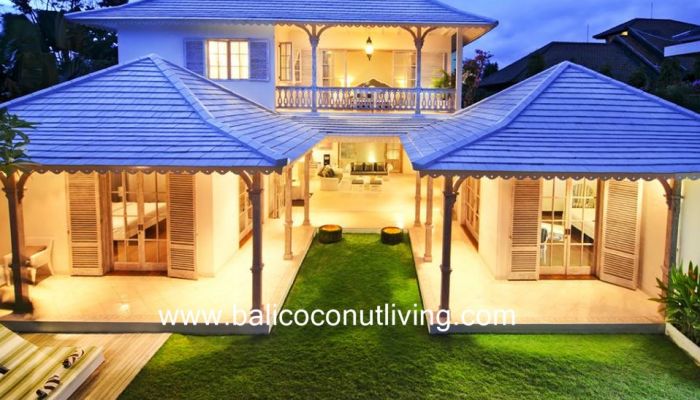 Villa Colonial Slider