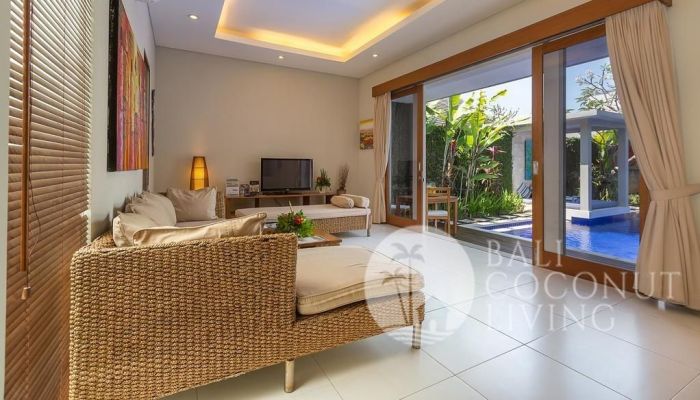 Villa Rome Slider