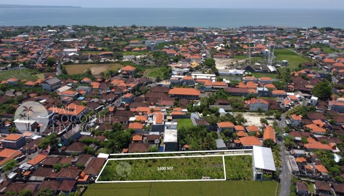 1600 Sqm, For rent land Slider