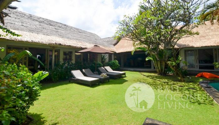 Ocean Whistle Villa Slider