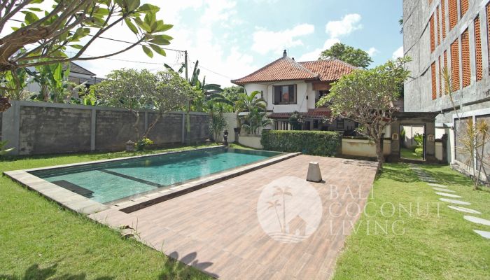 Rumah Kayu Bunga Slider