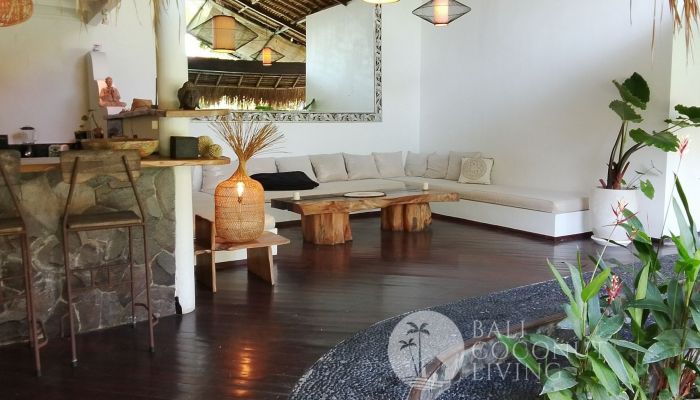 Eco Haven Villa Slider