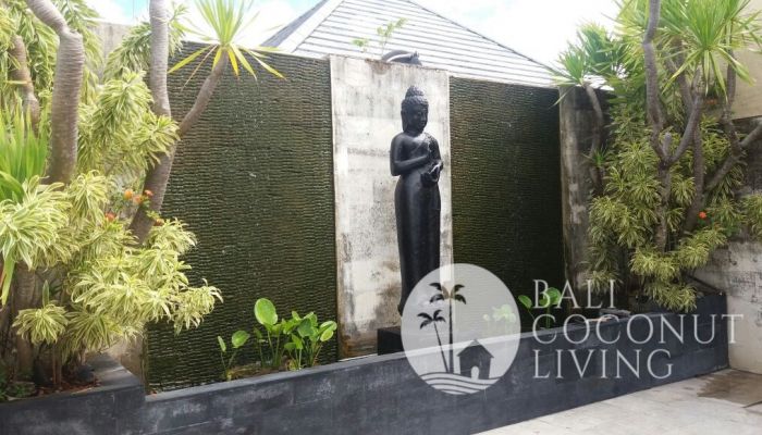 Villa Cardamon Slider