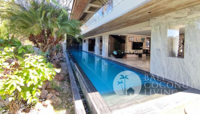 Sandy Beach Villa Slider