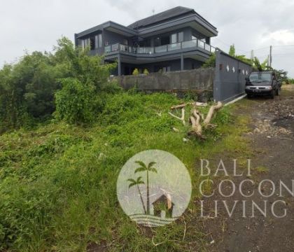 390 Are, Land for sale