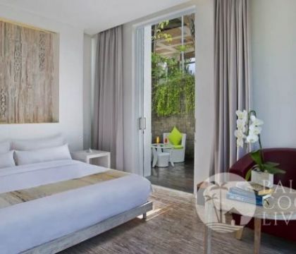 Villa Globe 2