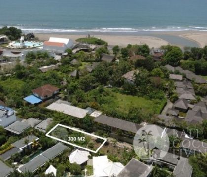 Land 300 sqm, For rent