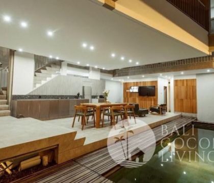 Villa Mirage 2