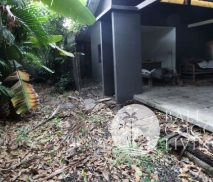 Land Seminyak 3 are, For rent