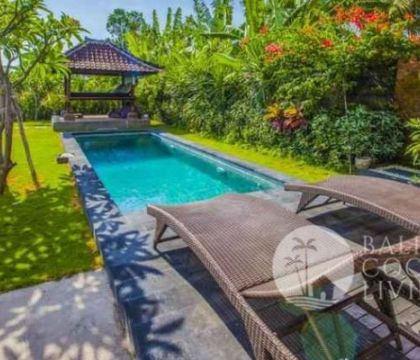 Alvaro Residence