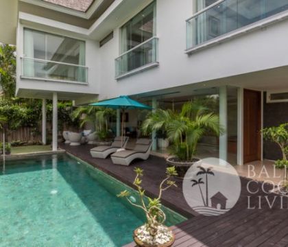 Villa Pine Tree