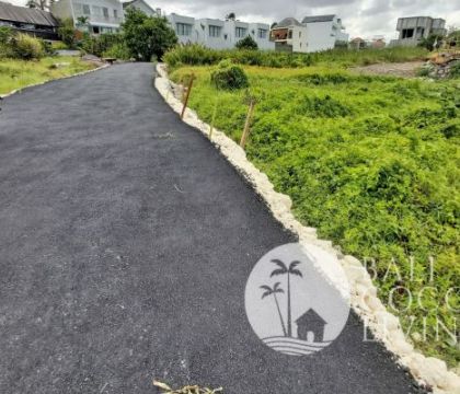 4 Are land for sale