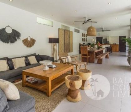 Bluestar Flower Villa