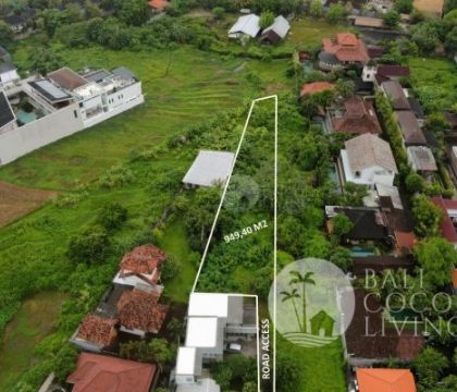 949,40 Sqm Land, For rent