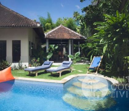 Villa March