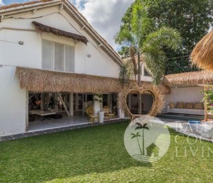 Aqua Vista Villa