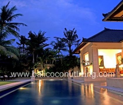 Villa Paiza