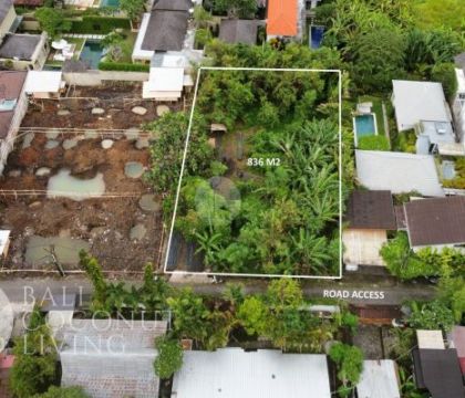 836 Sqm land, For sale
