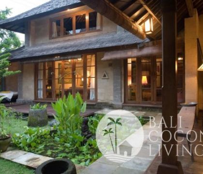 Villa Bakung