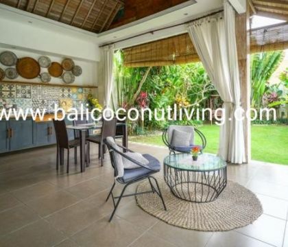 Villa Senyuman
