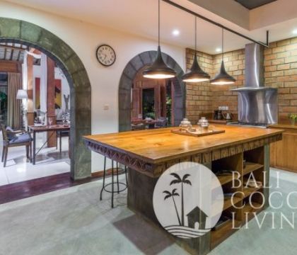 Villa Maple