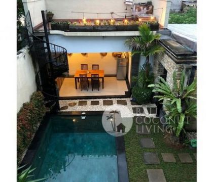 Villa Banyu Biru
