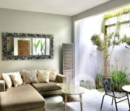 Feliz Apartment