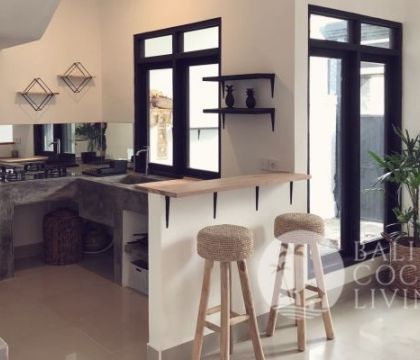 Akmali House