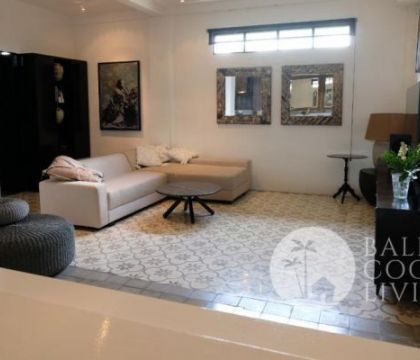 Jendela House