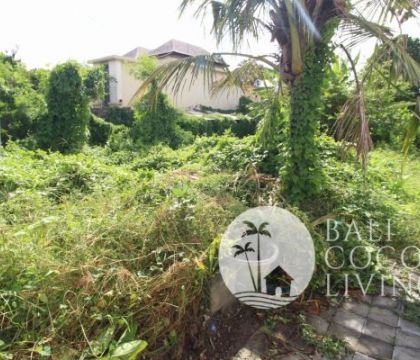 Land for sale 3,6 are 