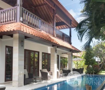 Villa Mahogany
