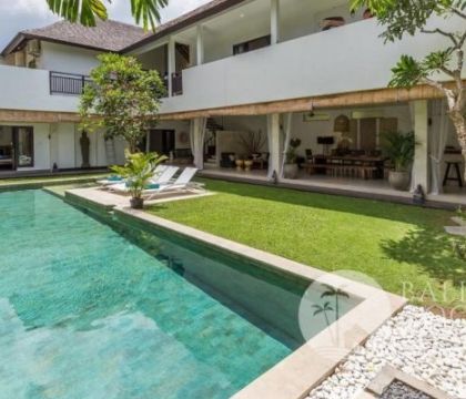 Bluestar Flower Villa