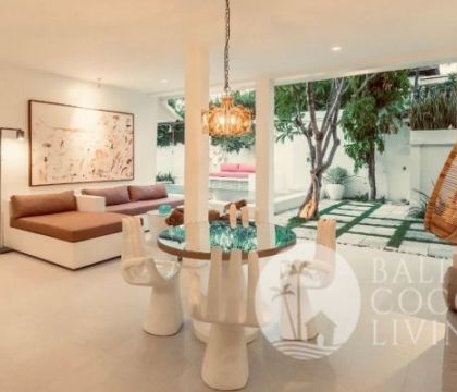 Villa Apricot