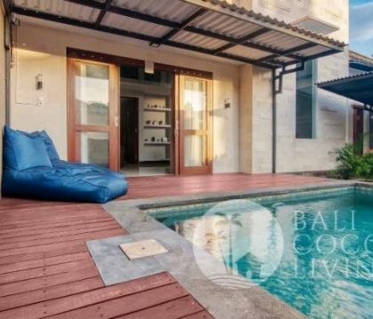 Villa Positive