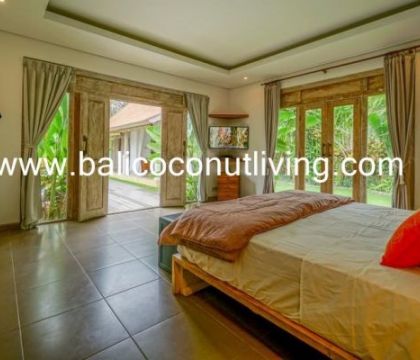Villa Senyuman