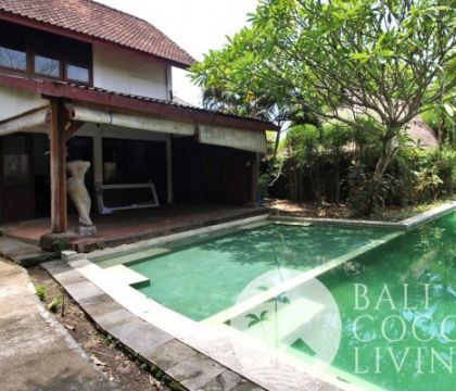 Villa Bundar
