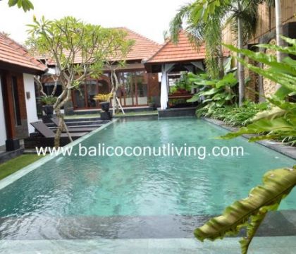 Villa Kumbang