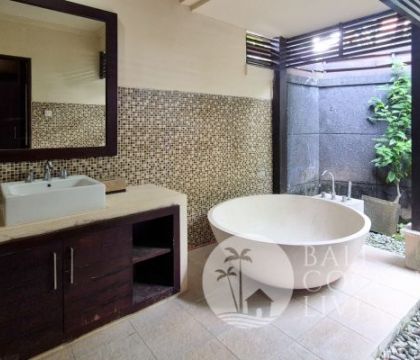 Villa Jayanti 10